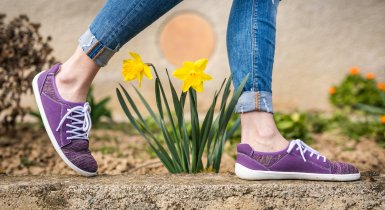Benefici per la salute di indossare scarpe barefoot
