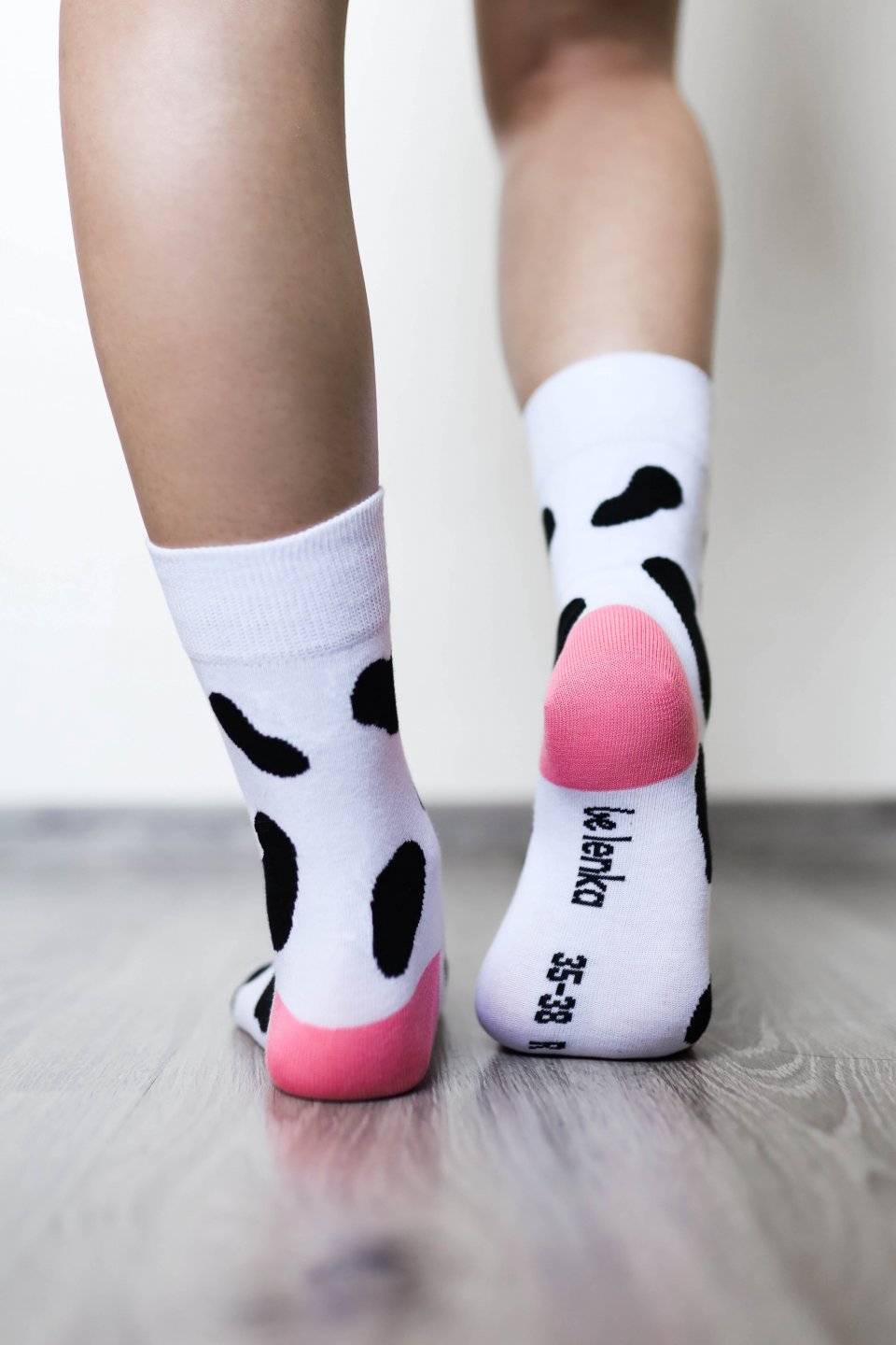 Barefoot Socks - Crew - Cow spots