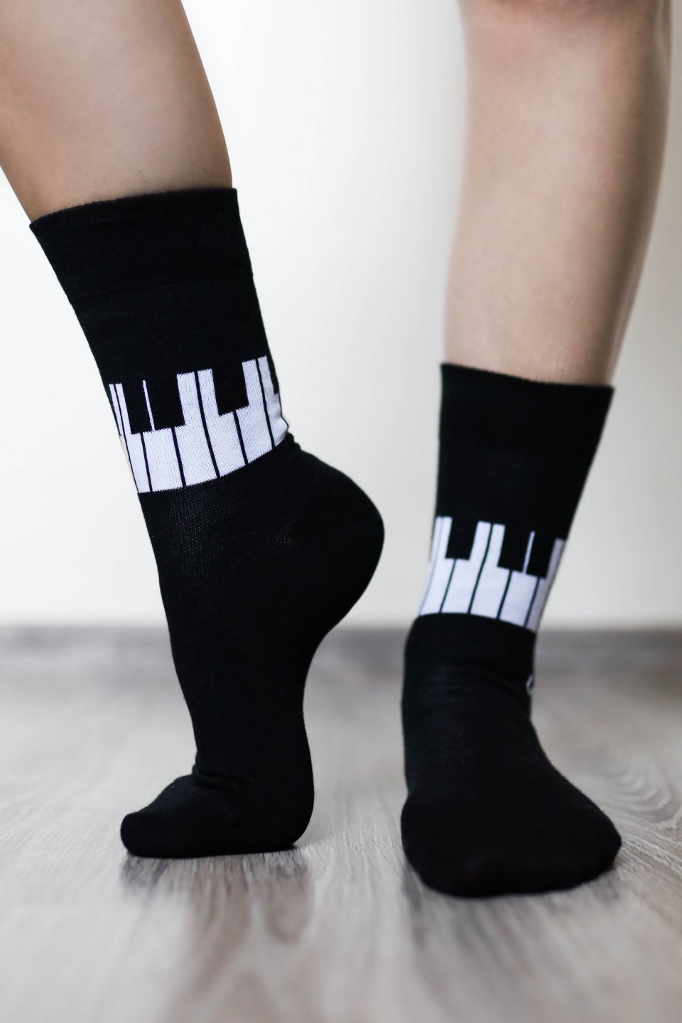 Barefoot Socks - Crew - Piano