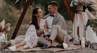 Barefoot svatba, elegantní i pohodlná