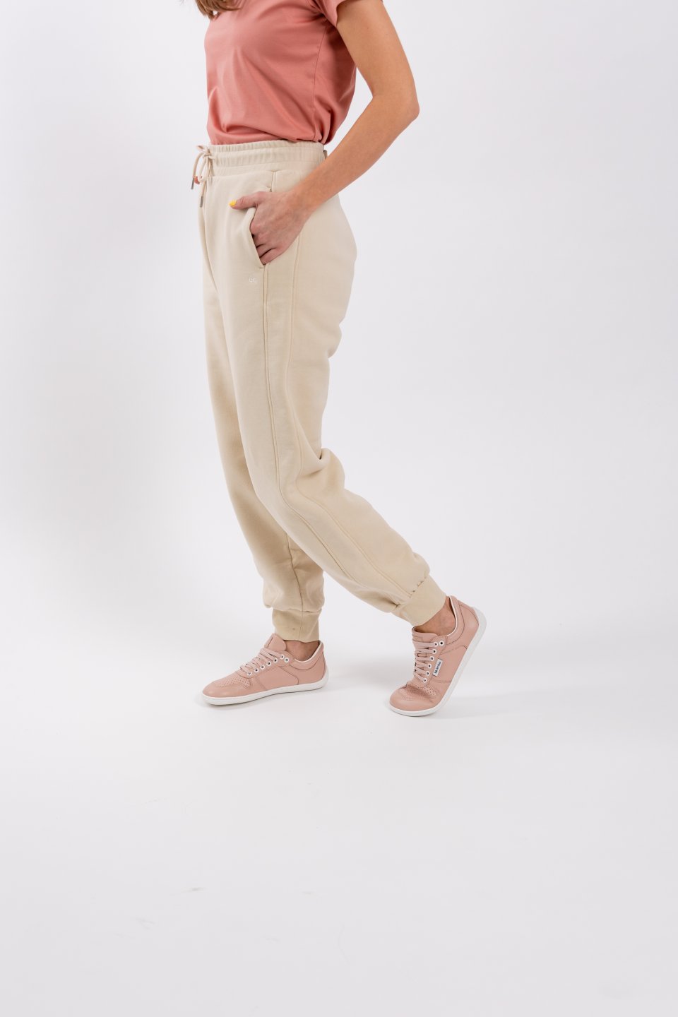 Damskie spodnie dresowe Be Lenka Essentials - Beige