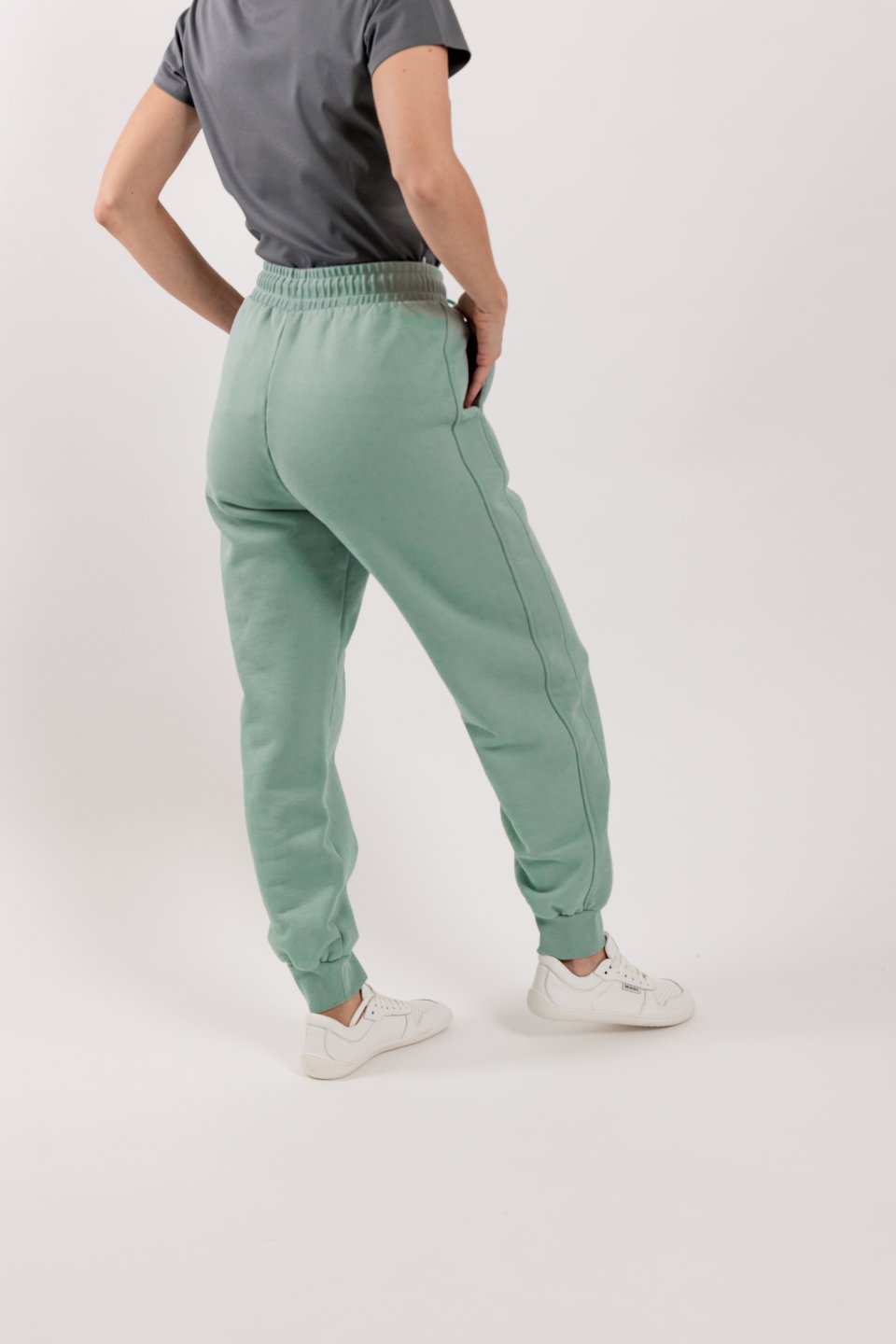 Women's sweatpants Be Lenka Essentials - Pistachio Green
