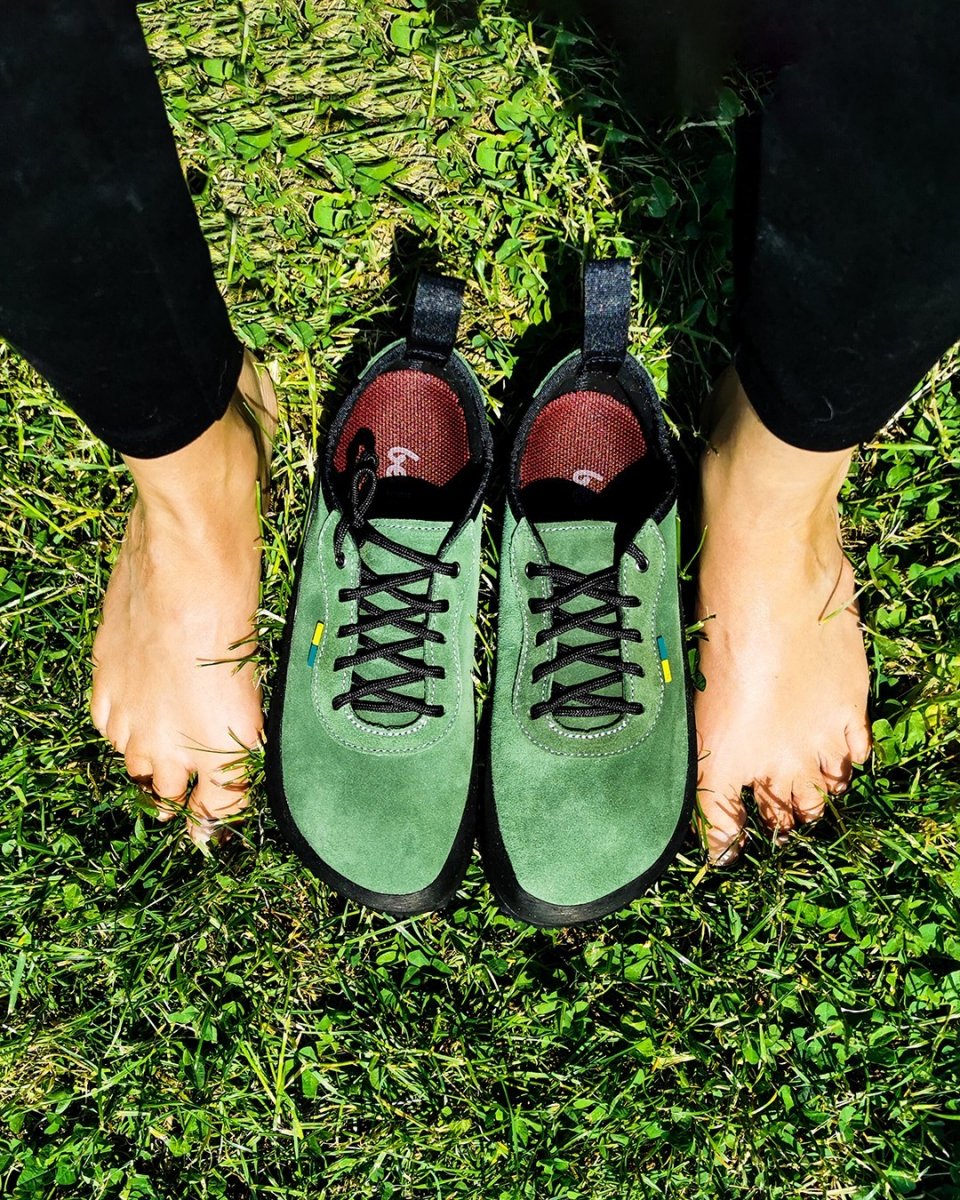 👉 Summers are not just about endless sandy beaches but also long walks and hikes along forest trails.

👣 If you're looking for lightweight and reliable footwear that allows you to feel the terrain and connect with nature, our Be Lenka Trailwalker #barefootshoes are the right choice. 👉 bit.ly/belenka_trailwalker20

📌 If you've taken them to various breathtaking locations, don't hesitate to share your photos and add #summerwithbelenka 
.
.
.
.
.
#naturalfootwear #belenkafamily #healthyfeet #barefootbenefits #flexiblesole #rightshoeshape #footshaped