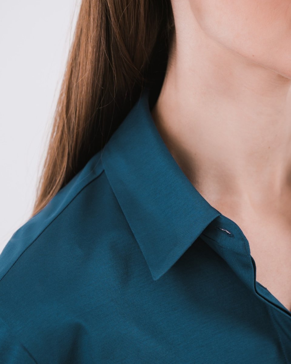 ✨ Dive into the details.

🧵 Our shirts are a masterpiece of craftsmanship - from refined collars to meticulous seams and exquisite buttons. 

😊 Elevate your style with Be Lenka Essentials. 
.
.
.
.
.
#belenka #belenkafashion #capsulewardrobe #madeineurope #minimalismfashion #belenkawomensfashion