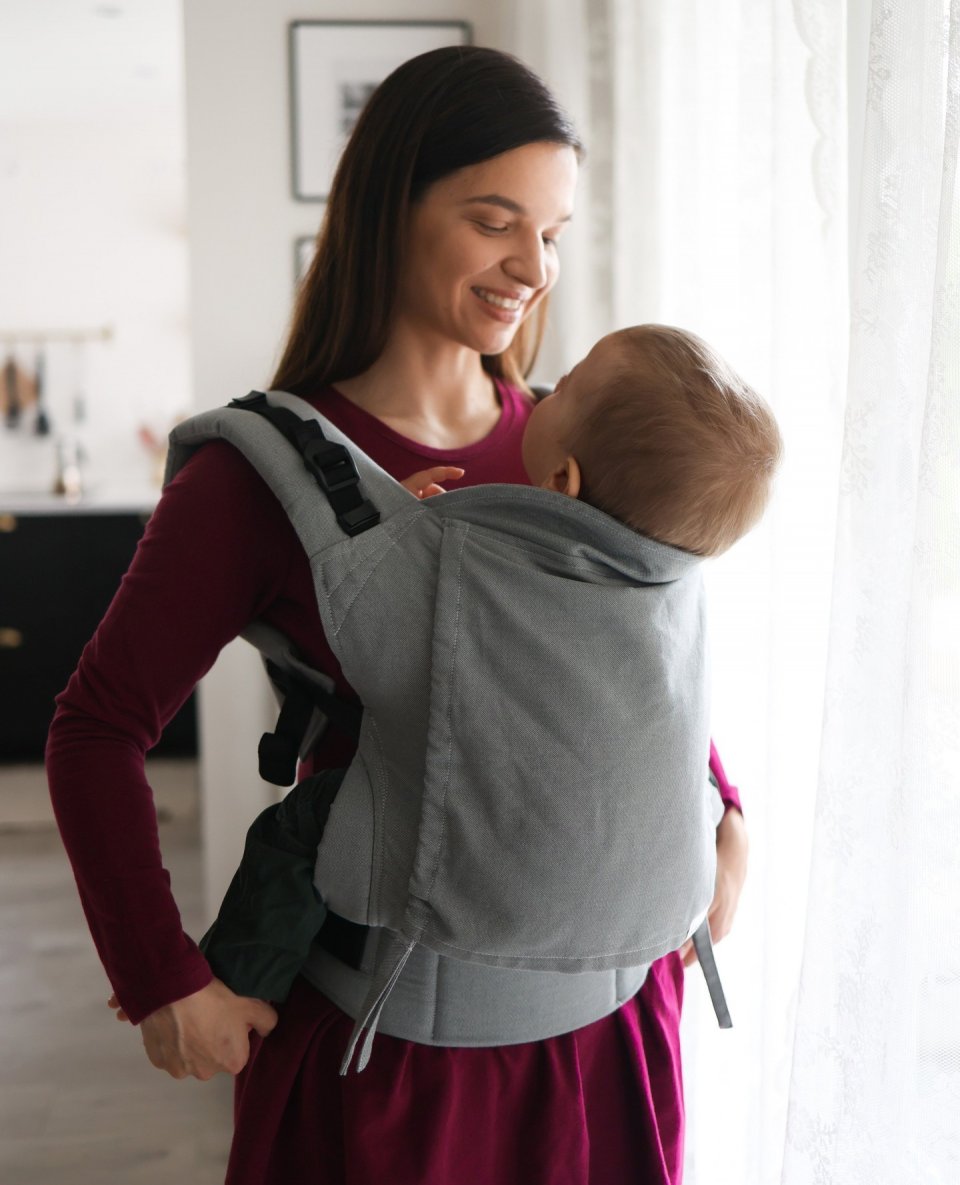 💕 We love that look of wonder in a child's eyes! Being by their side as they discover the world is priceless.

👶 Little ones need to feel safe before they can explore and soar.

💚 You guide your children on this journey, and we're here to support you. #belenkafamily
.
.
.
#babycarrier #babywearing #momlife