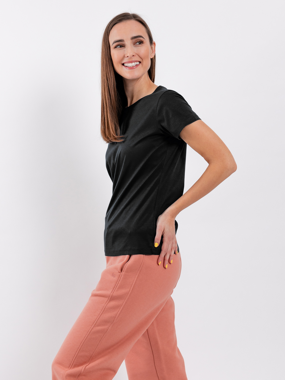 Damem T-Shirt mit Rundhalsausschnitt Be Lenka Essentials - Jet Black