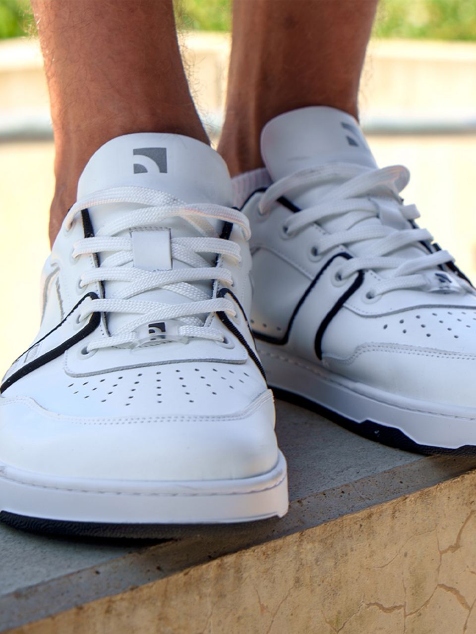 Barefoot Sneakers Barebarics Arise - White & Black