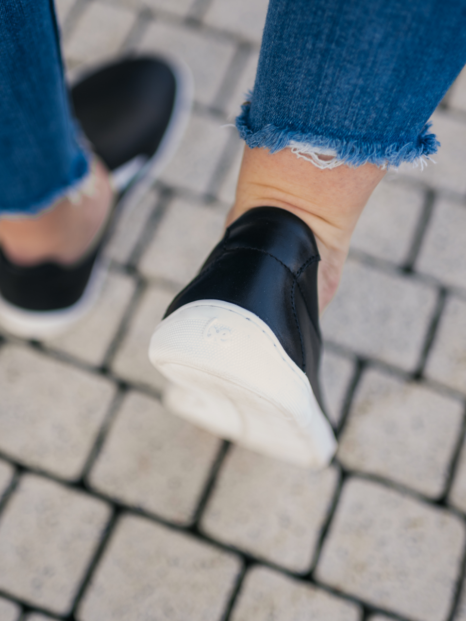 Barefoot Sneakers - Be Lenka Eazy Neo - Black & White