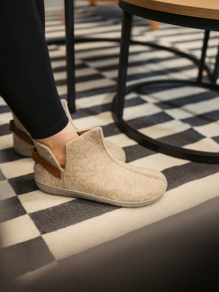 Barefoot papuče Be Lenka Chillax - Ankle-cut - Beige