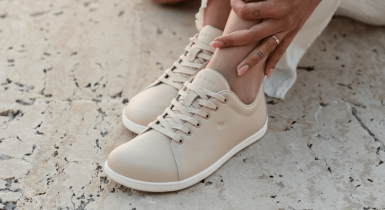 Prečo sa cítim stabilnejšie naboso než v klasických topánkach